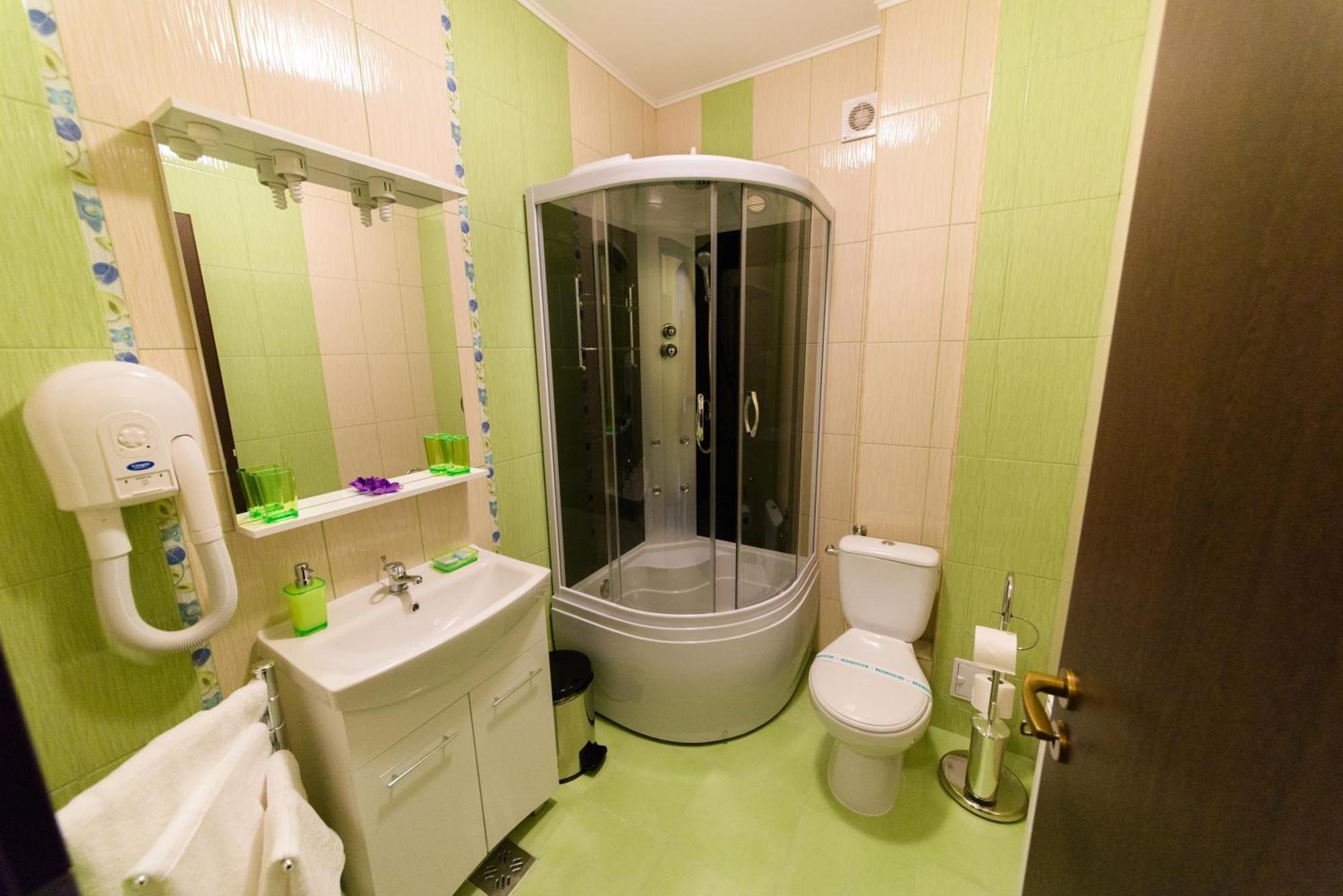 Hotel Miky Arad Bagian luar foto