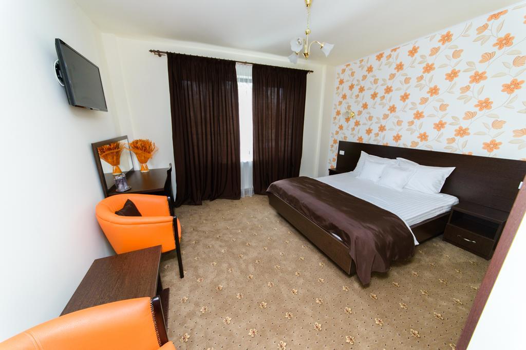 Hotel Miky Arad Ruang foto